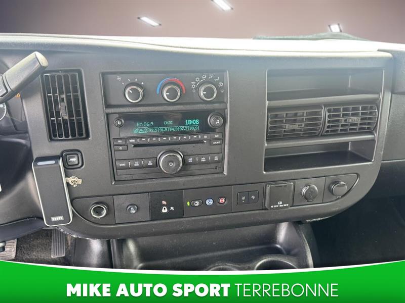 chevrolet Express Passenger 2019 - 13
