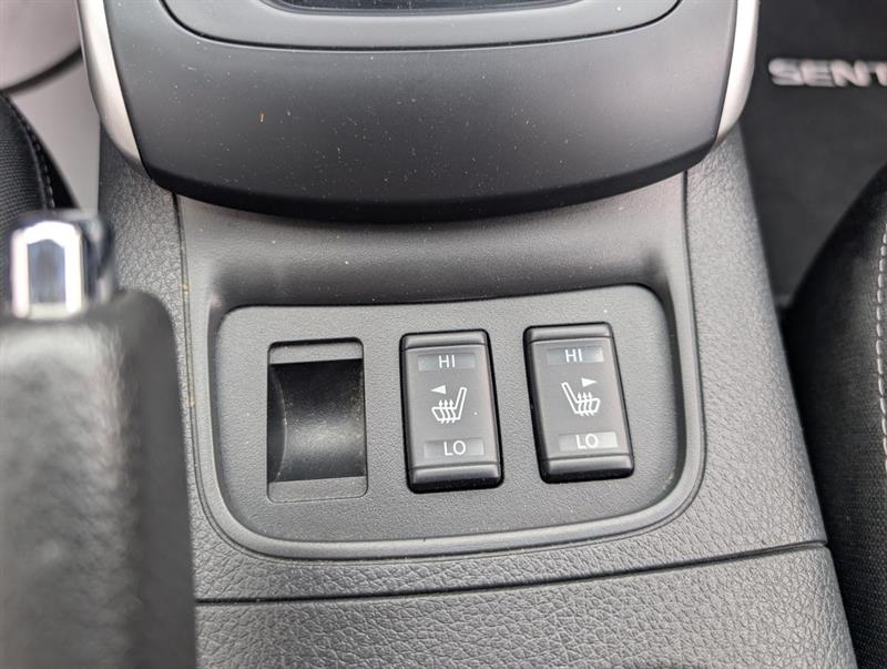 nissan Sentra 2018 - 17