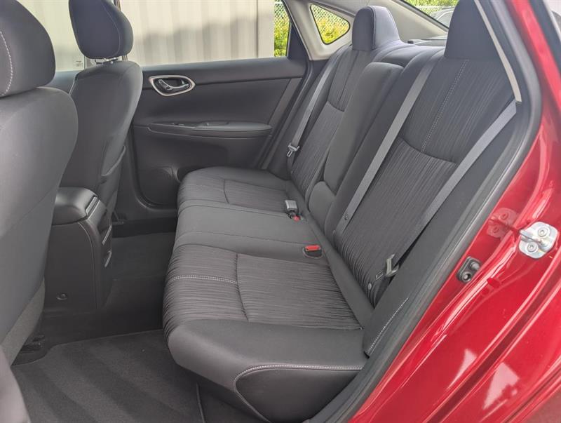 nissan Sentra 2018 - 22