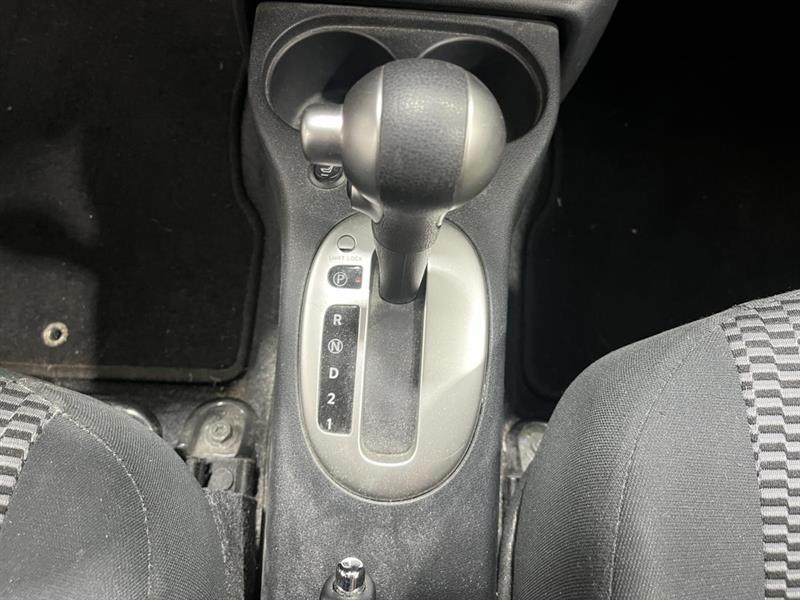 nissan Micra 2015 - 21