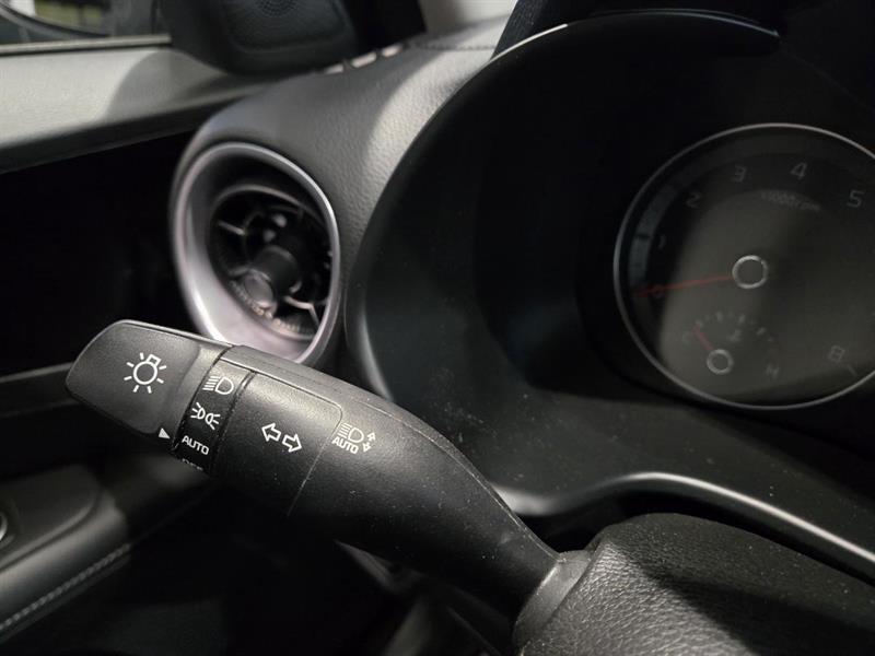kia Forte 2023 - 12