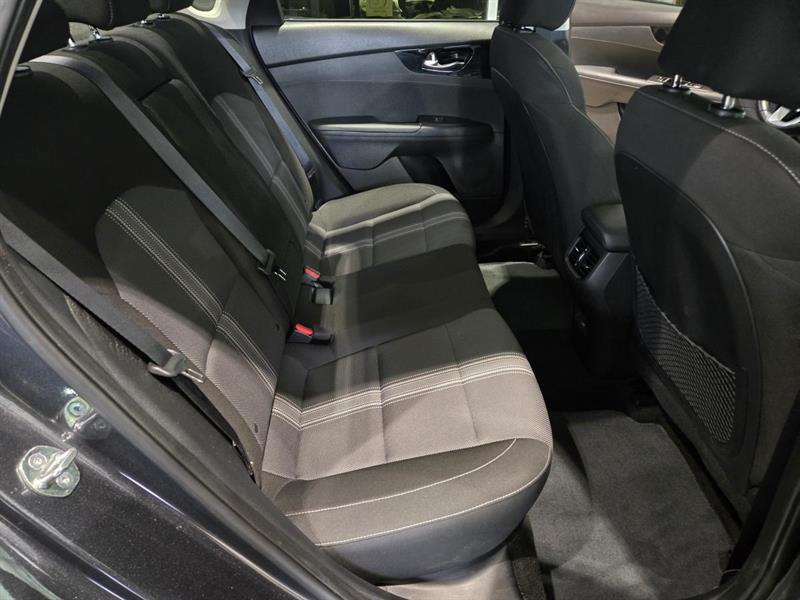 kia Forte 2023 - 25