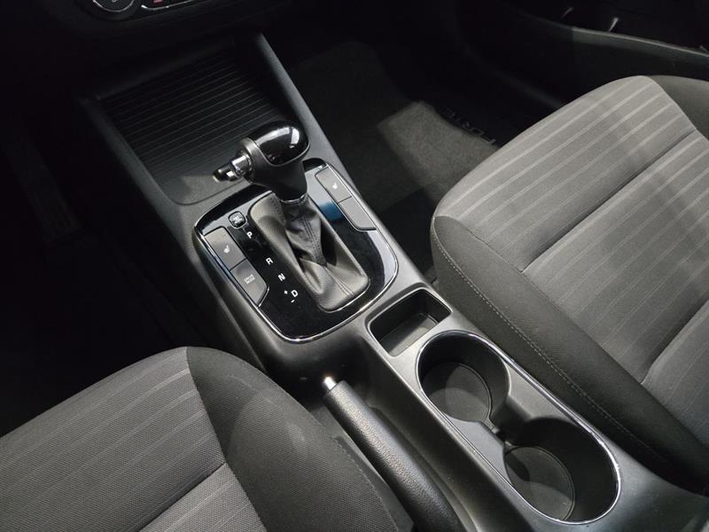 kia Forte 2018 - 16