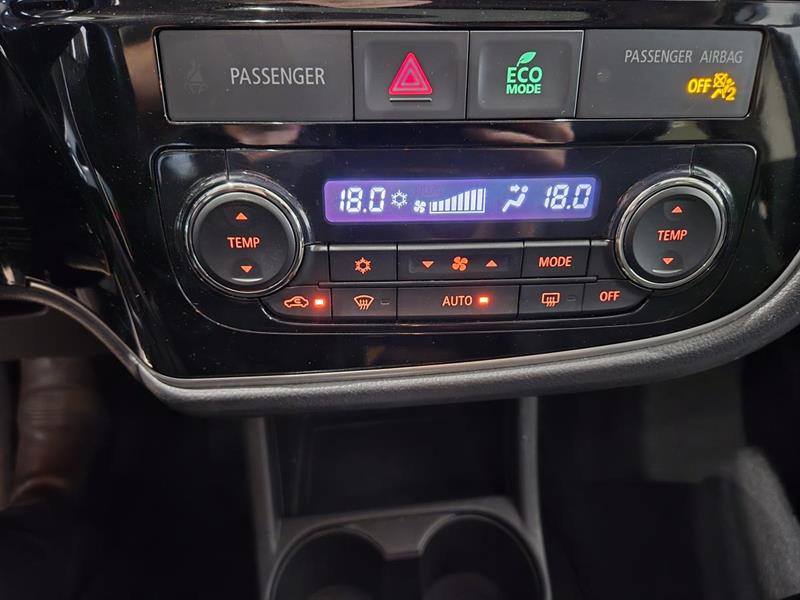 mitsubishi Outlander 2016 - 21
