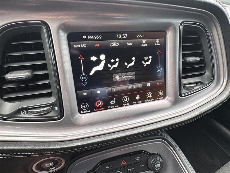 dodge Challenger 2023 - 22