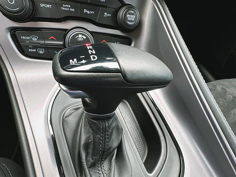 dodge Challenger 2023 - 26