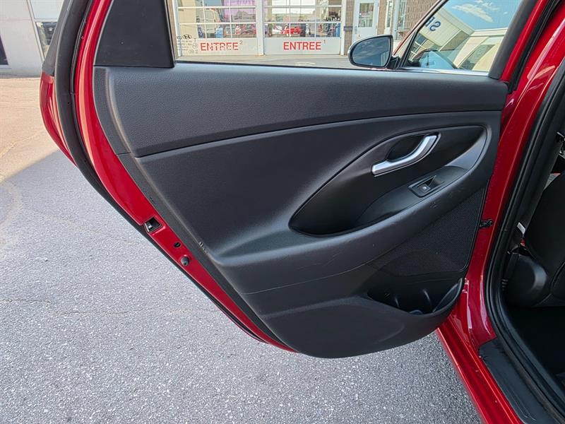 hyundai Elantra GT 2020 - 17