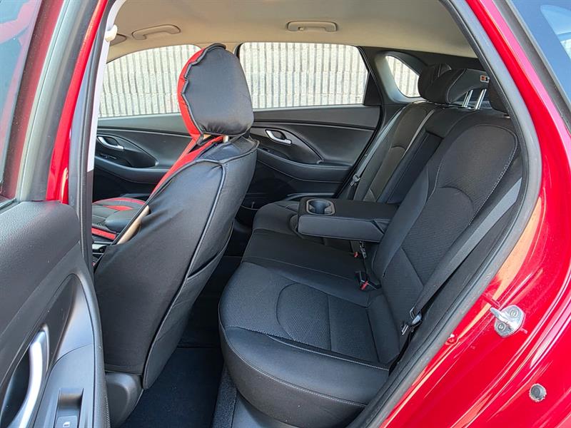 hyundai Elantra GT 2020 - 18