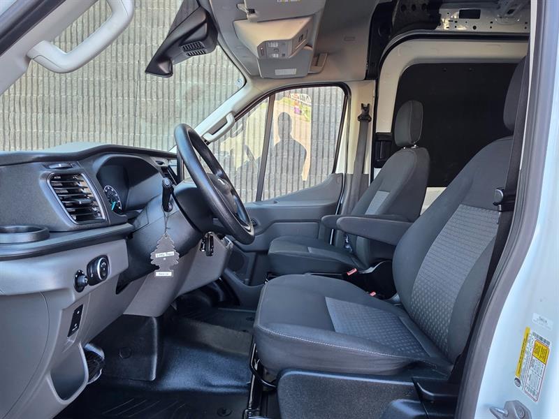 ford E-Transit-350 2023 - 12