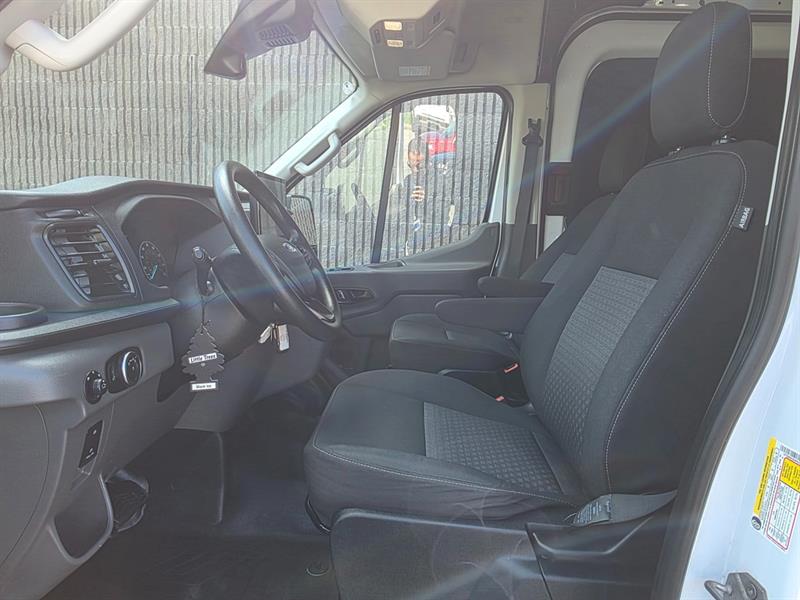 ford E-Transit-350 2023 - 12