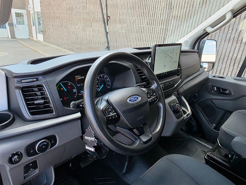 ford E-Transit-350 2023 - 13