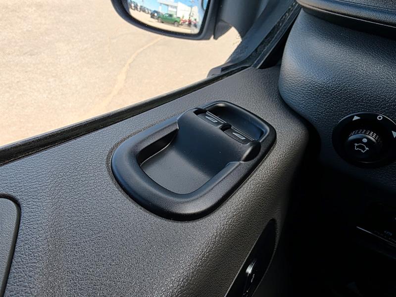 ford E-Transit-350 2023 - 31