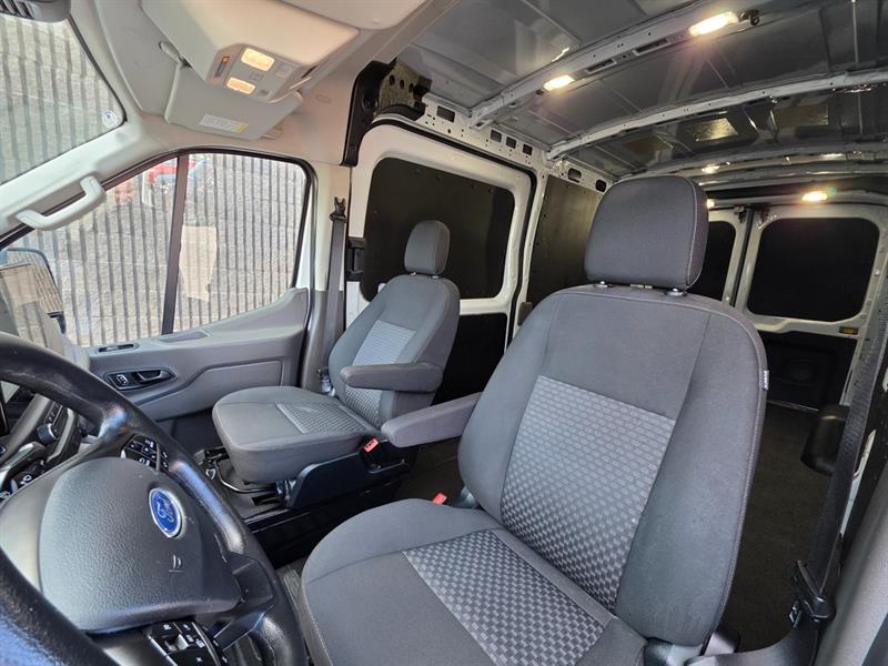 ford E-Transit-350 2023 - 32