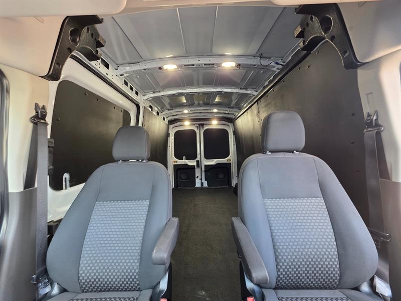 ford E-Transit-350 2023 - 33