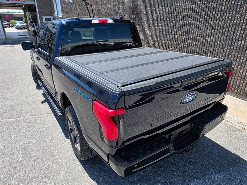 ford F-150 Lightning 2025 - 12