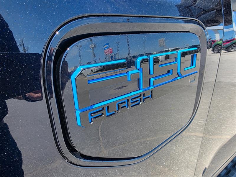 ford F-150 Lightning 2025 - 16