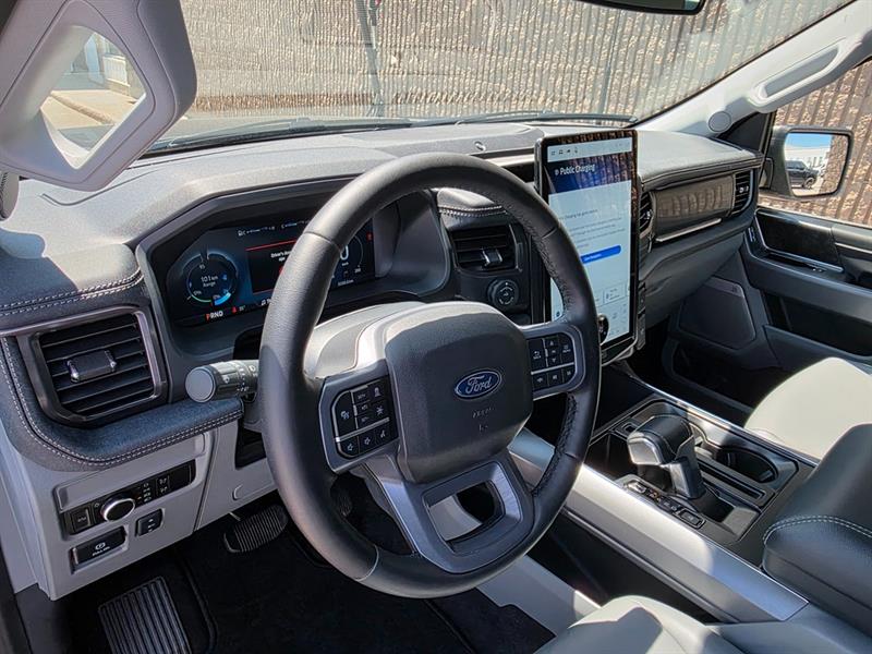 ford F-150 Lightning 2025 - 22