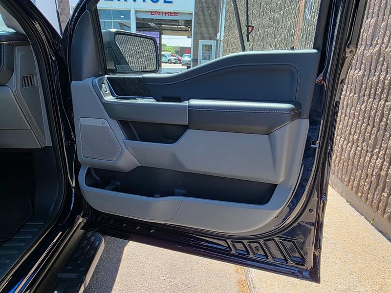 ford F-150 Lightning 2025 - 29