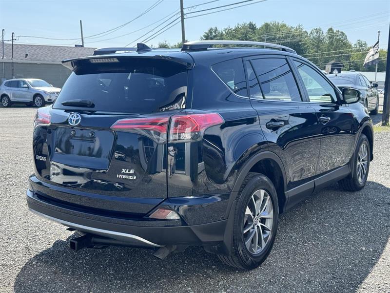 toyota RAV4 2018 - 9