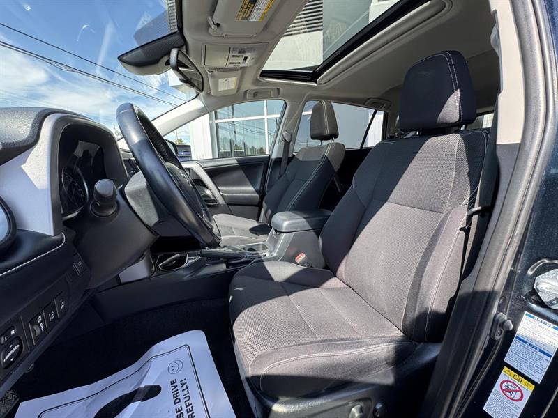 toyota RAV4 2018 - 17
