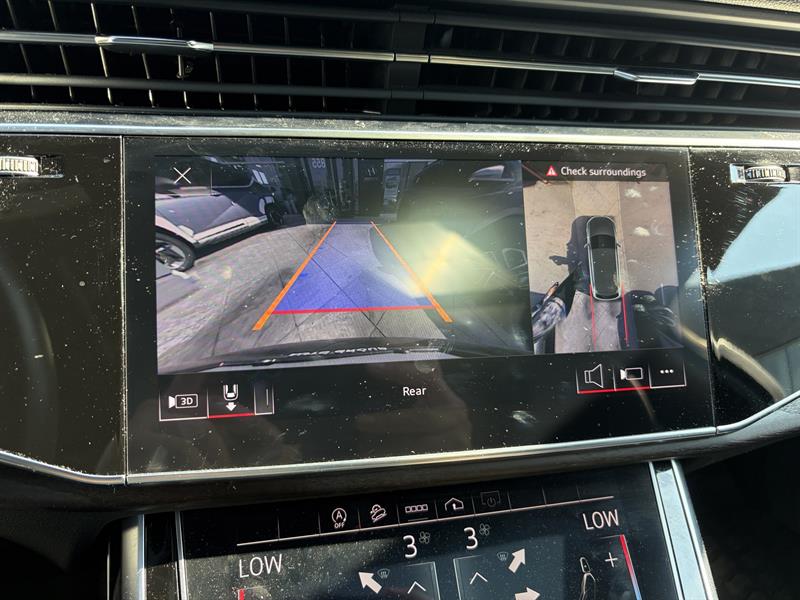 audi Q7 2021 - 16