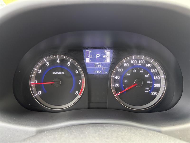 hyundai Accent 2016 - 12