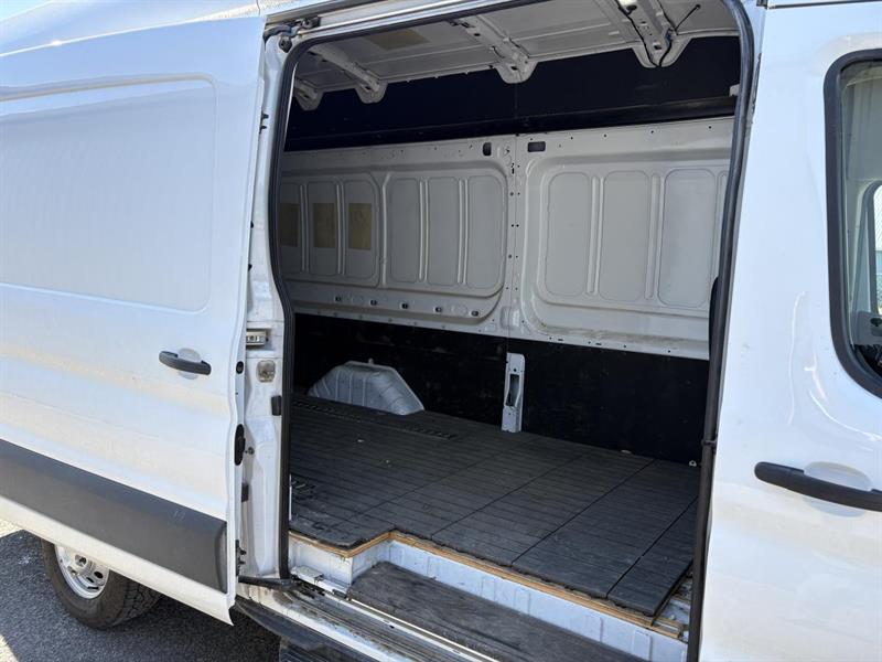 ford Transit Cargo Van 2023 - 9