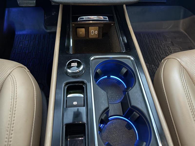 lincoln Corsair 2021 - 23