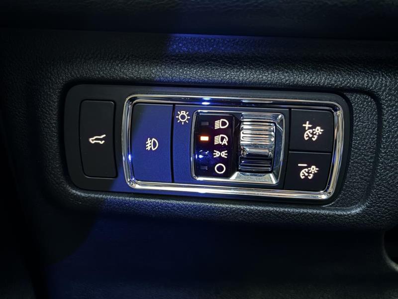 lincoln Corsair 2021 - 31
