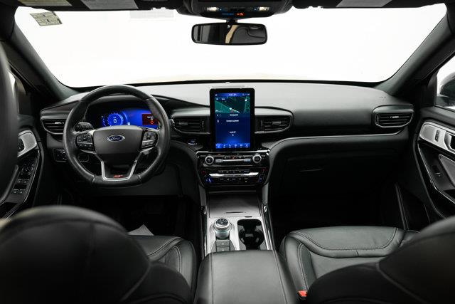 ford Explorer 2022 - 27