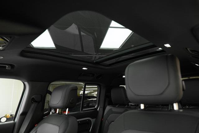 land rover Defender 2024 - 23