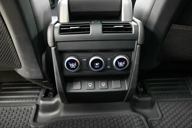 land rover Defender 2024 - 27