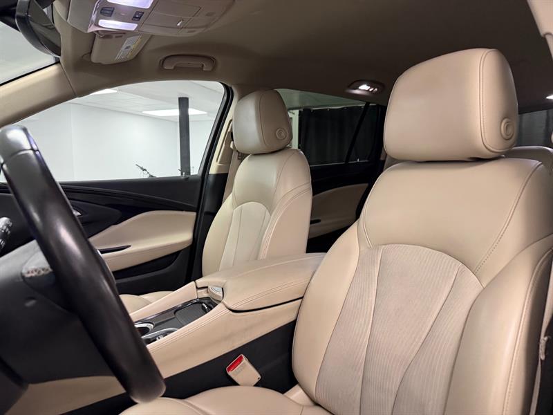 buick Envision 2017 - 12