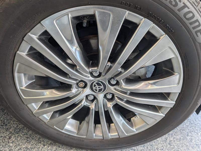 toyota Venza 2024 - 27