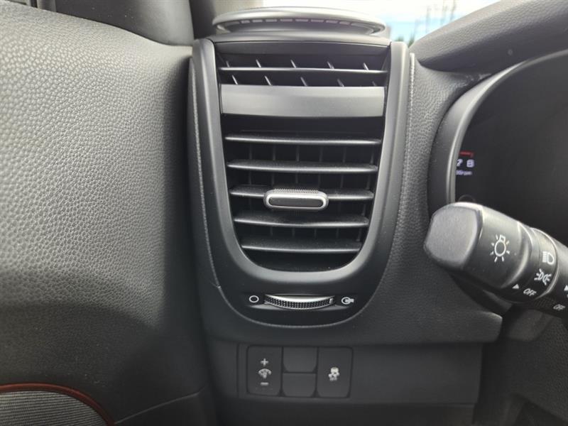 kia Soul 2015 - 24