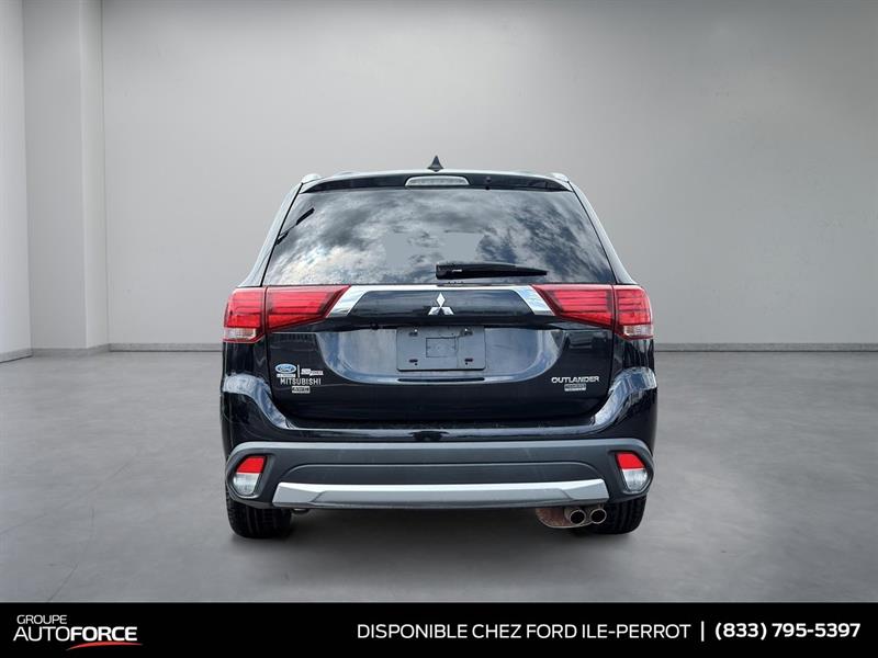 mitsubishi Outlander 2016 - 3