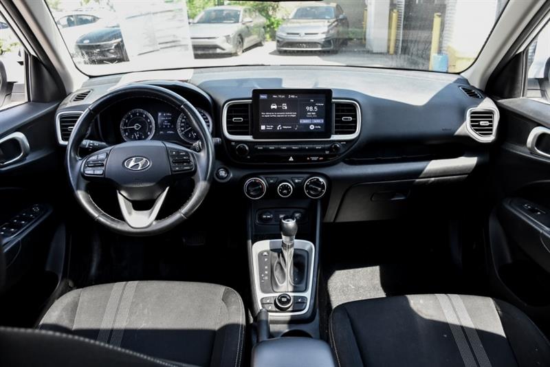 hyundai Venue 2021 - 18