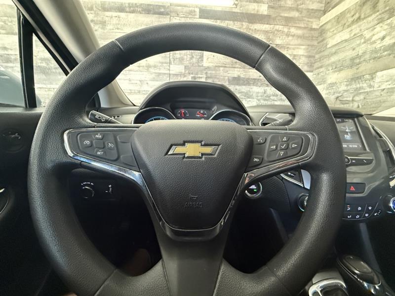 chevrolet Cruze 2018 - 11
