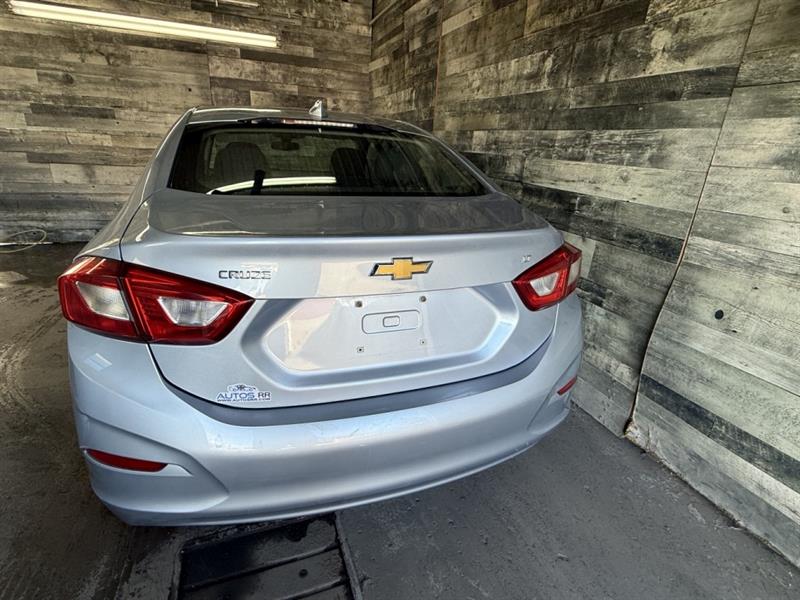 chevrolet Cruze 2018 - 15