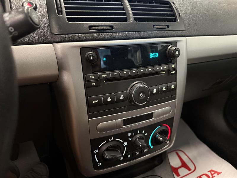 chevrolet Cobalt 2010 - 21
