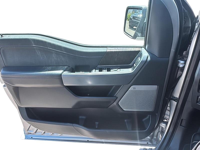 ford F-150 Lightning 2023 - 11