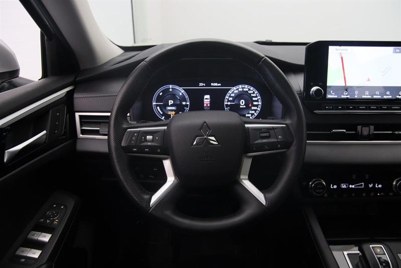 mitsubishi Outlander Plug-In Hybrid 2024 - 13