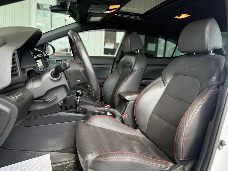 hyundai Elantra 2019 - 16