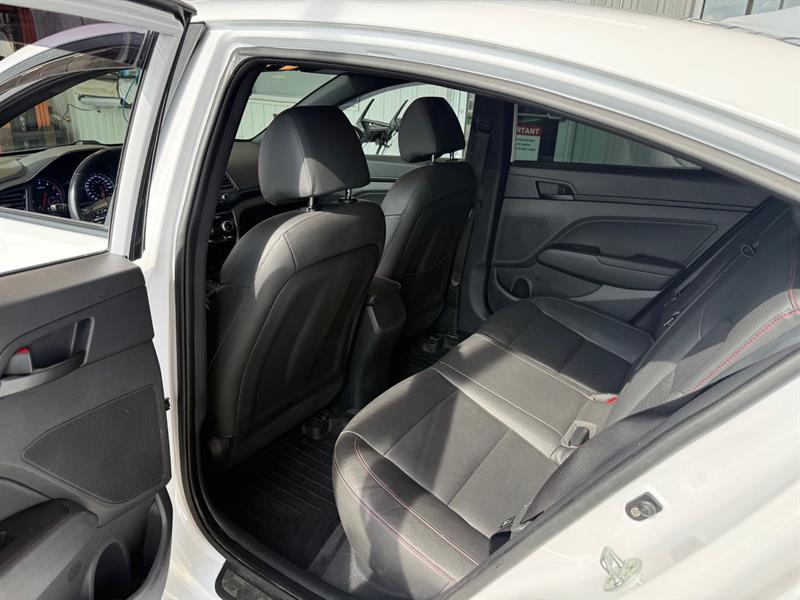 hyundai Elantra 2019 - 33