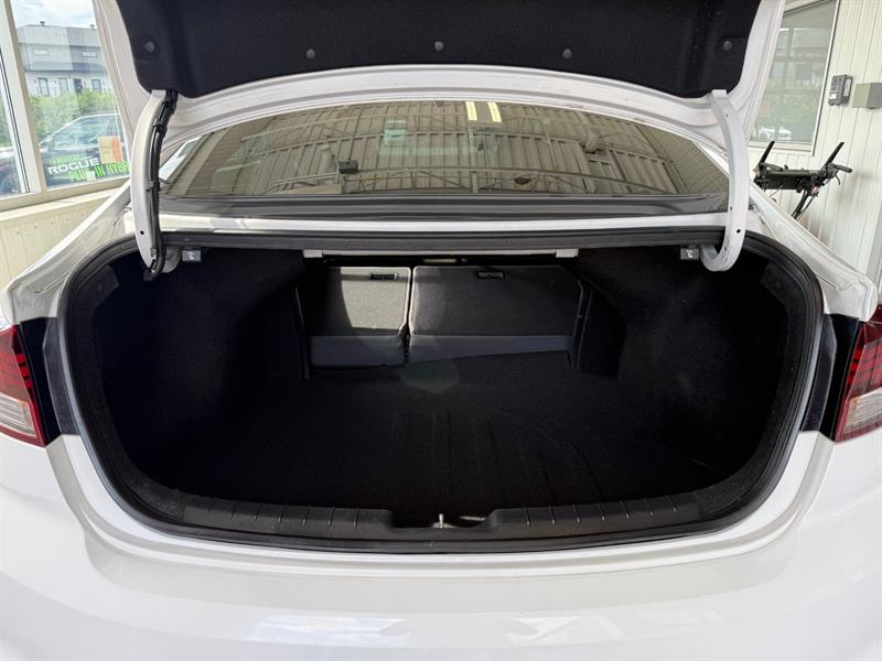 hyundai Elantra 2019 - 38