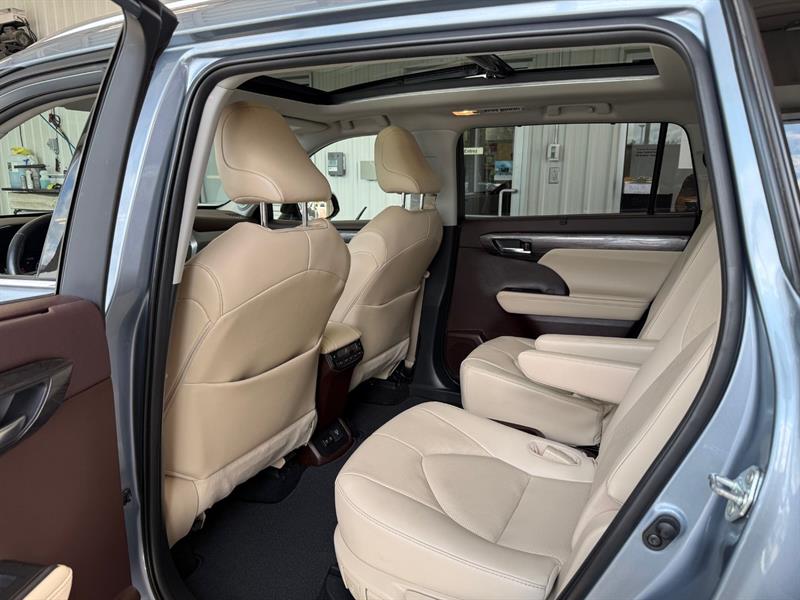 toyota Highlander 2021 - 41