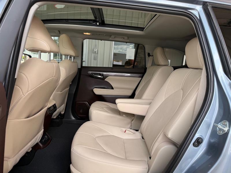 toyota Highlander 2021 - 42