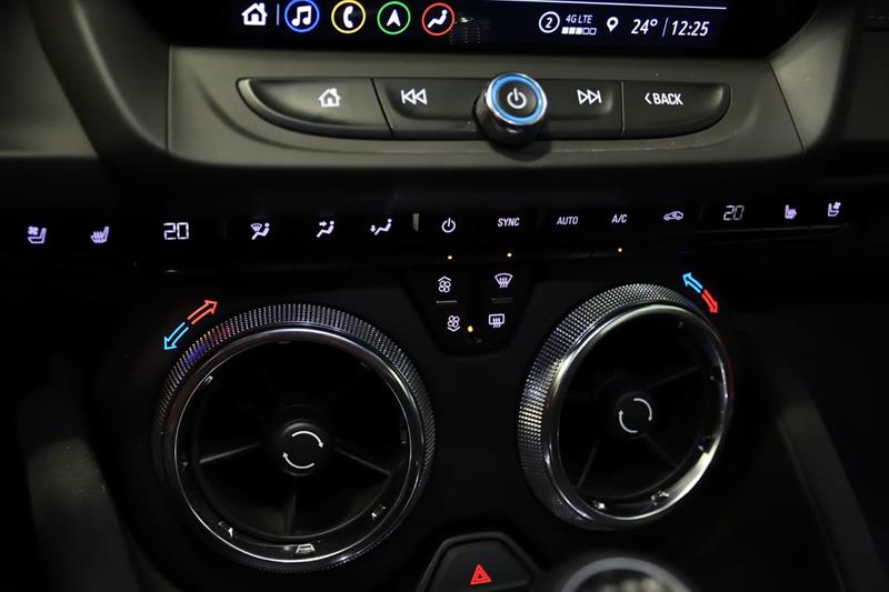 chevrolet Camaro 2021 - 22