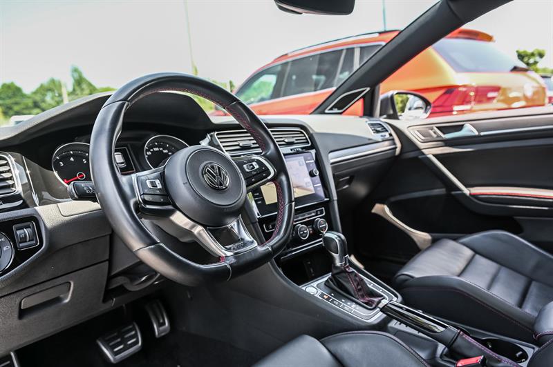 volkswagen Golf GTI 2018 - 16