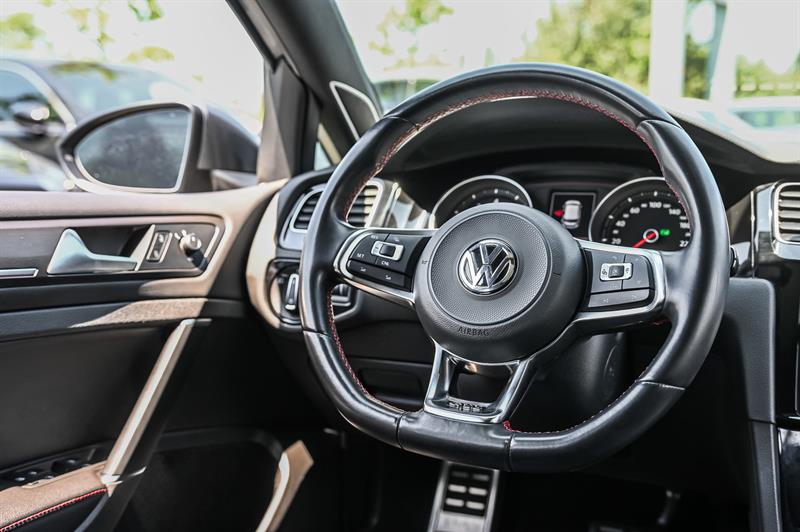volkswagen Golf GTI 2018 - 27